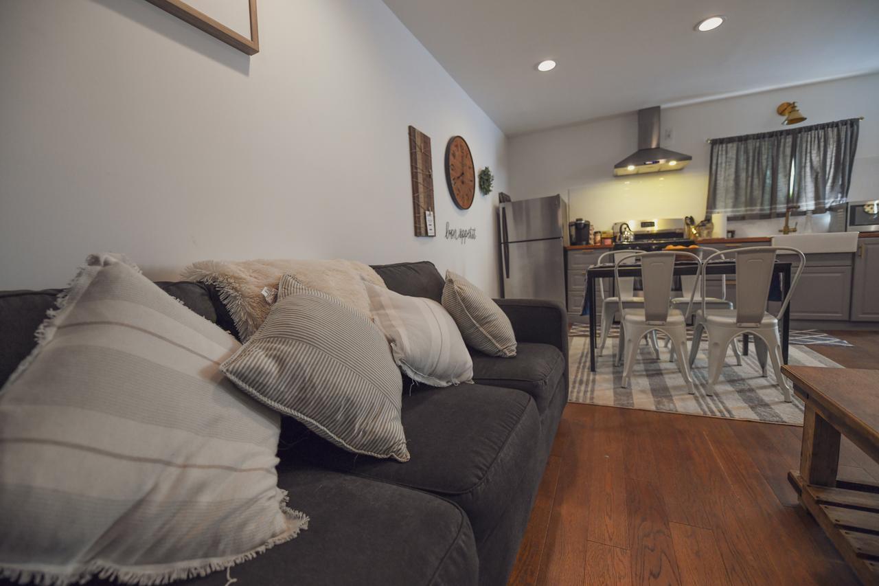 Charming Valley Village Permit # Hsr Two Three Zero Zero 2794 Maison d'hôtes *